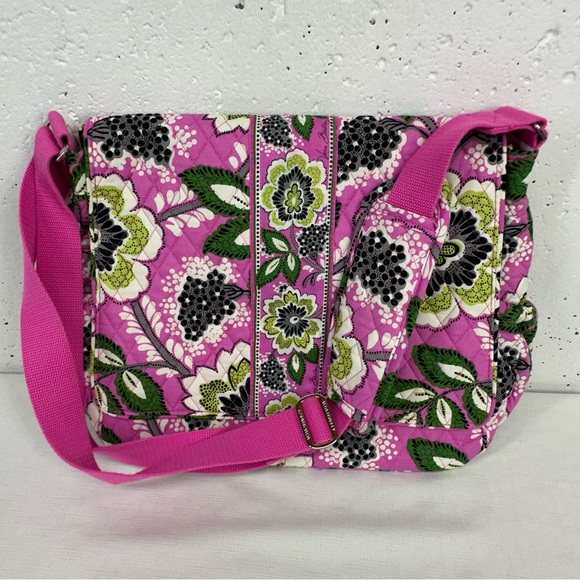 Vera Bradley Make a Change Baby in Priscilla Pink Crossbody Diaper Bag & Pad NEW - Picture 1 of 17